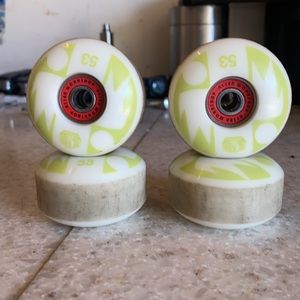 Alien Workshop skateboard wheels